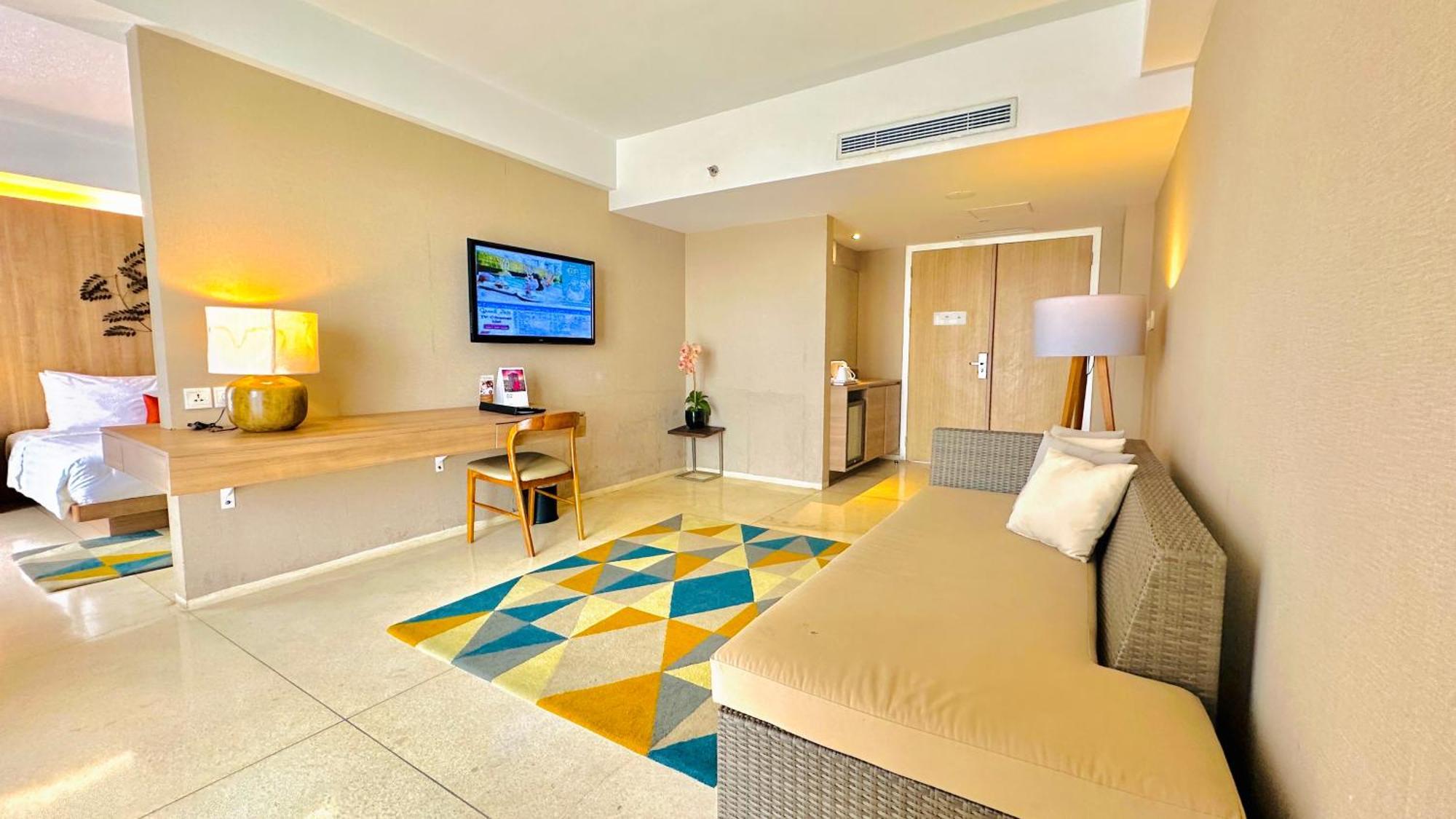Grand Zuri Kuta Bali Hotel Екстериор снимка